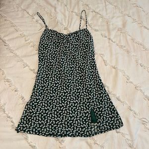 Princess Polly green floral mini dress. Size 2